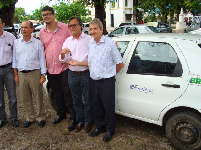 AQUIRAZ  CARRO