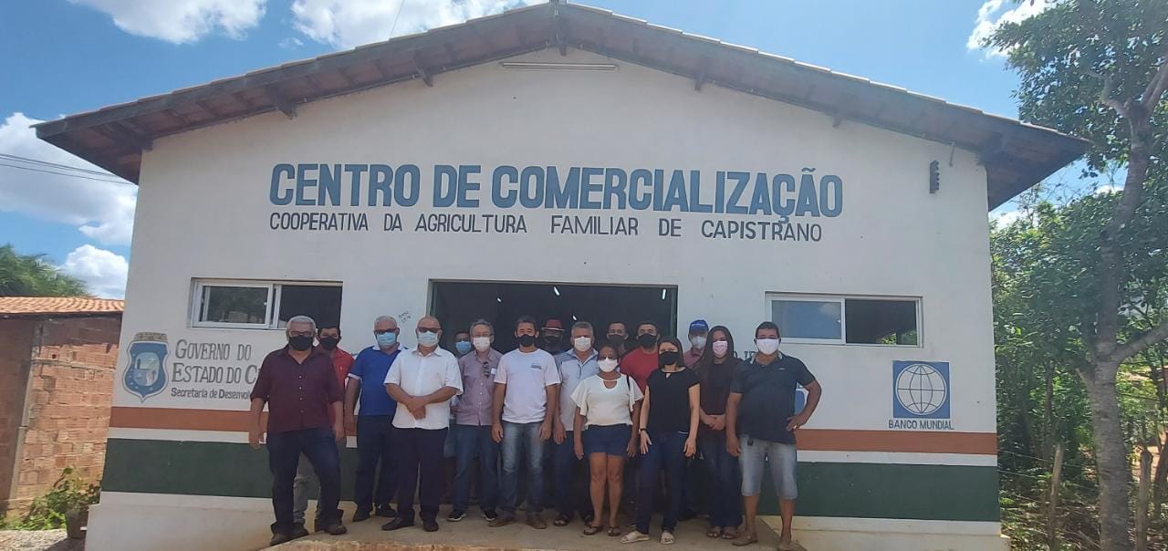 Capistrano: Ematerce participa de encerramento do curso de criação de galinha caipira