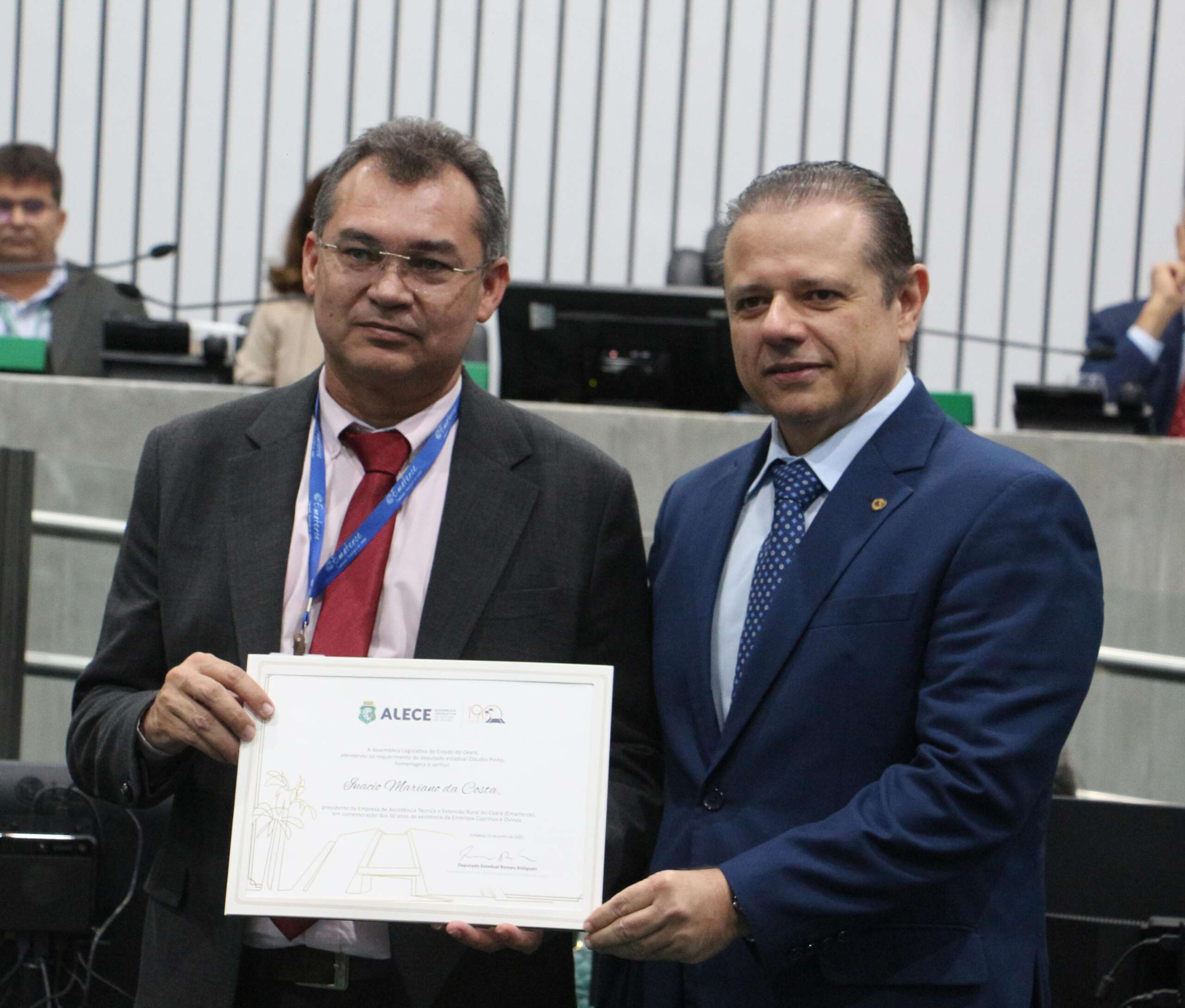 Ematerce recebe homenagem na sessão solene pelos 50 anos da Embrapa Caprinos e Ovinos